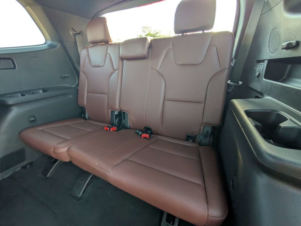 Used 2023 Black Kia EX image 14