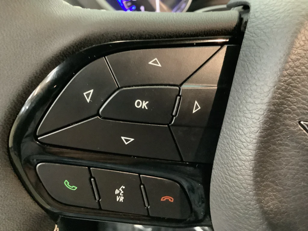 2026 Chrysler Pacifica Select - Photo 16
