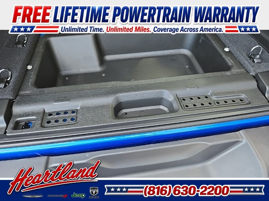 New 2026 Hydro Blue Pearl-Coat Exterior Paint Jeep Rubicon image 112
