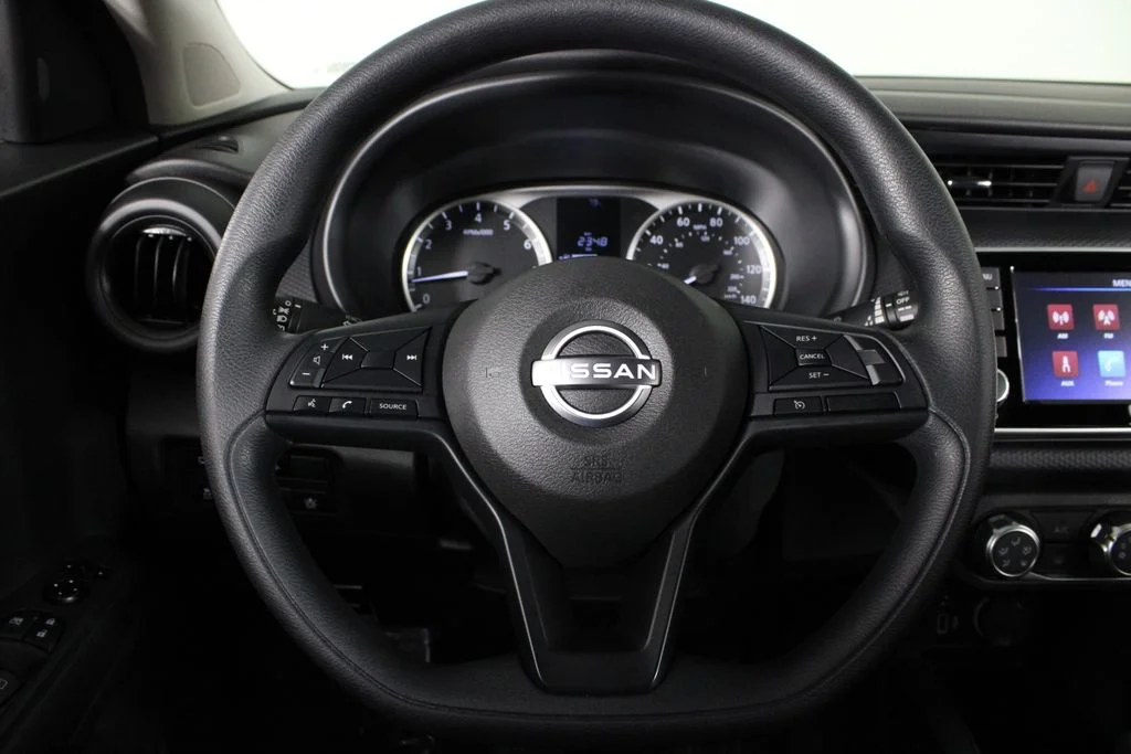 2025 Nissan KICKS PLAY Base - Photo 24