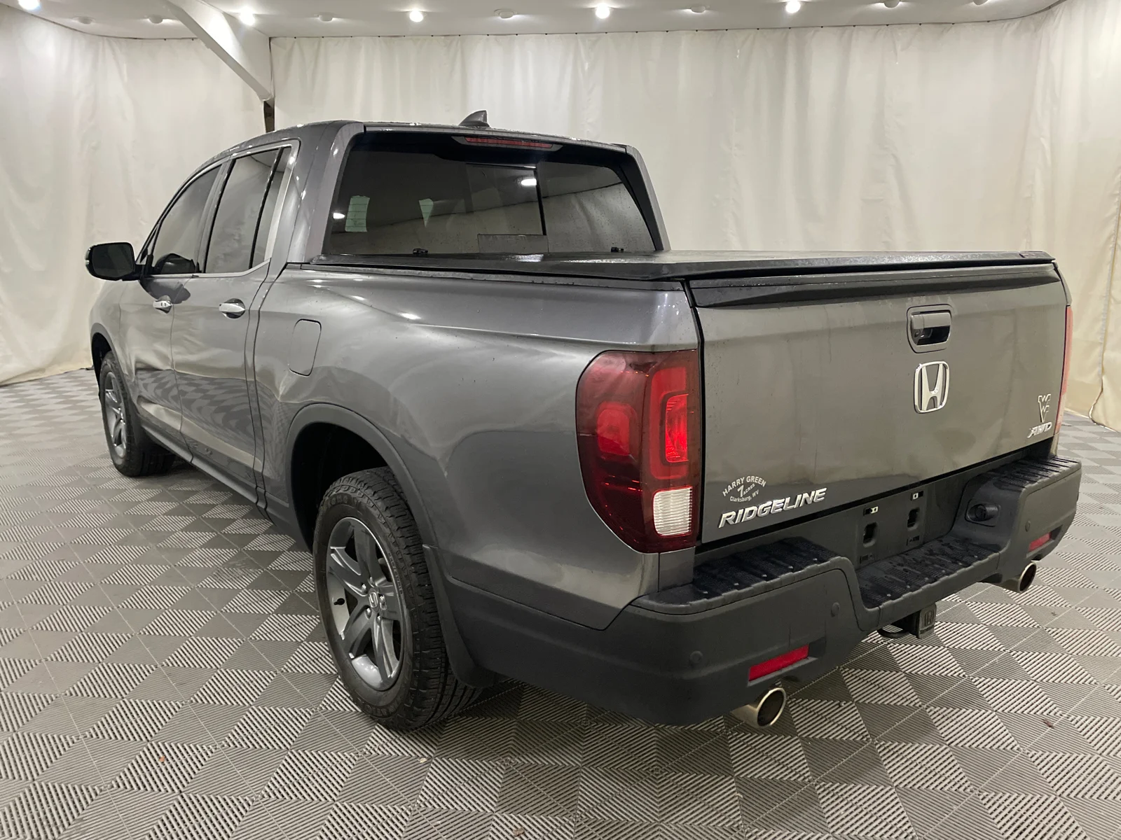 Used 2023 Pacific Pewter Metallic Honda RTL-E image 8