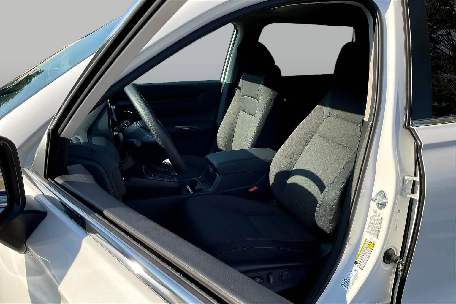 New 2026 Platinum White Pearl Honda EX image 9
