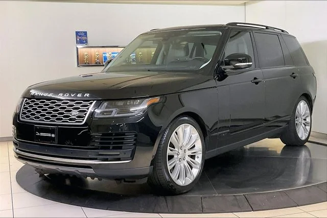 2020 Land Rover Range Rover 5.0 P525 HSE LWB's photo