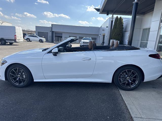 New 2026 Polar White Mercedes-Benz CLE 300 4MATIC® image 30