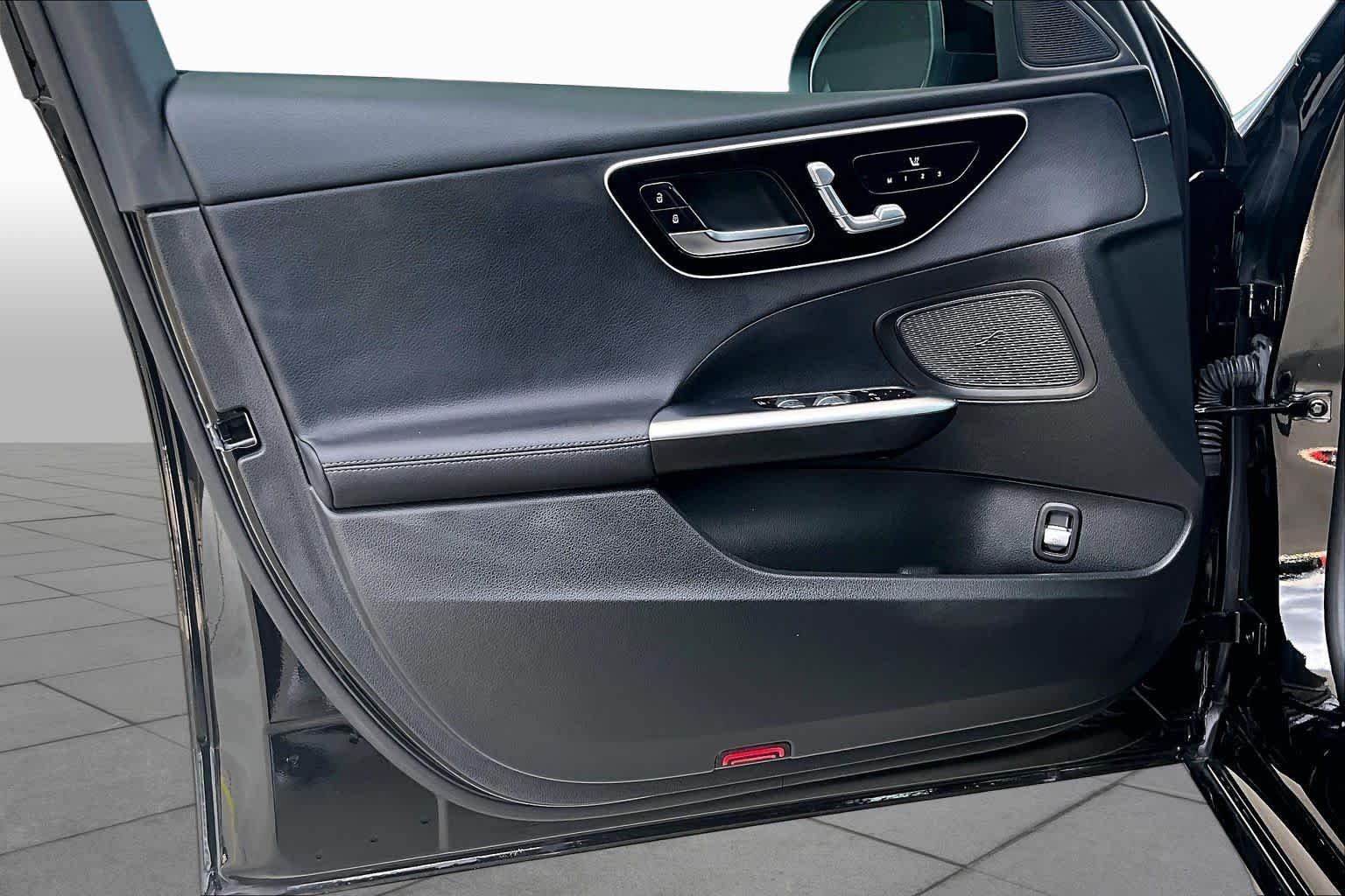 Used 2025 Black Mercedes-Benz C 300 image 19