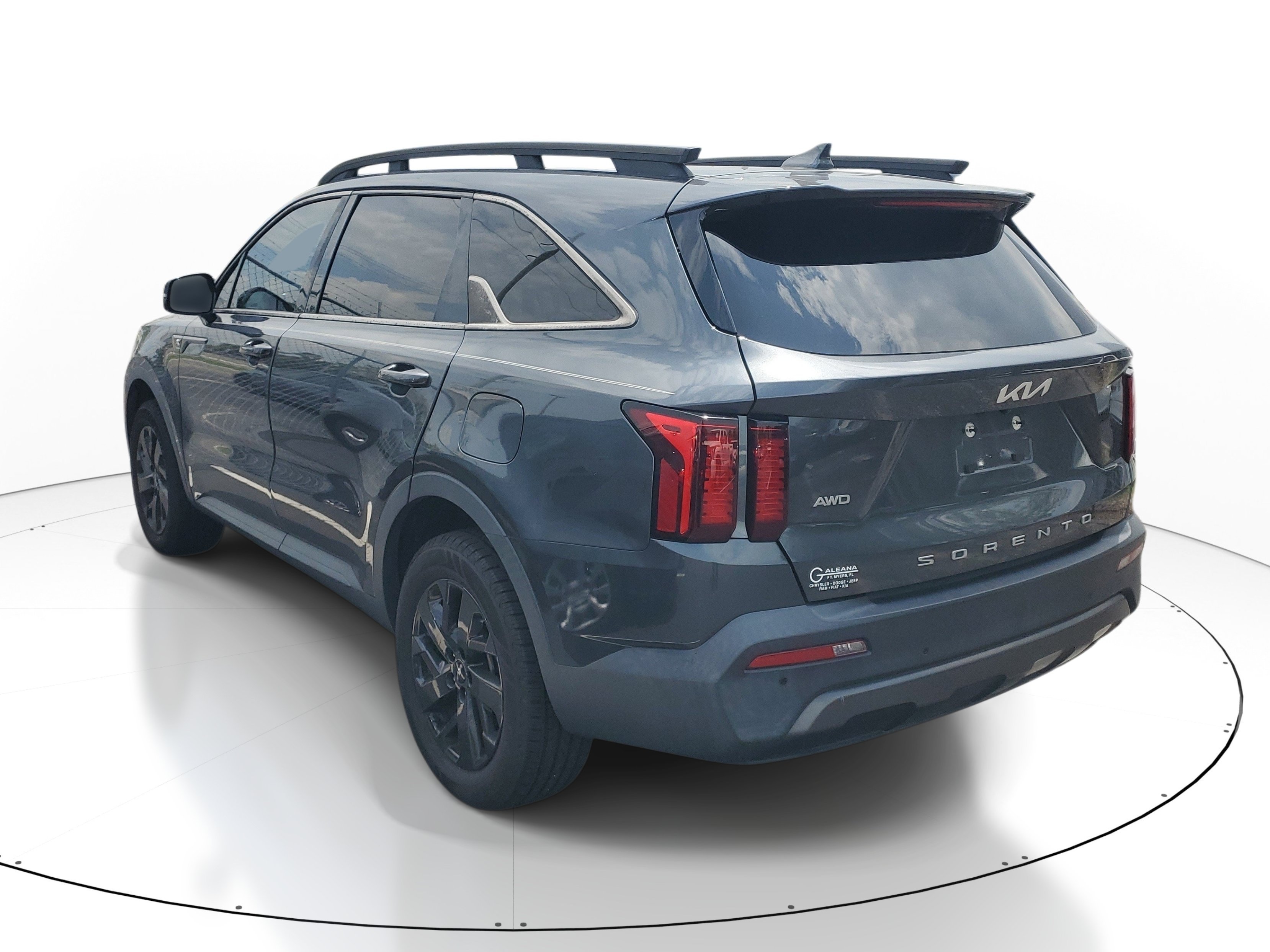 Used 2022 Gravity Grey Kia X-Line S image 6