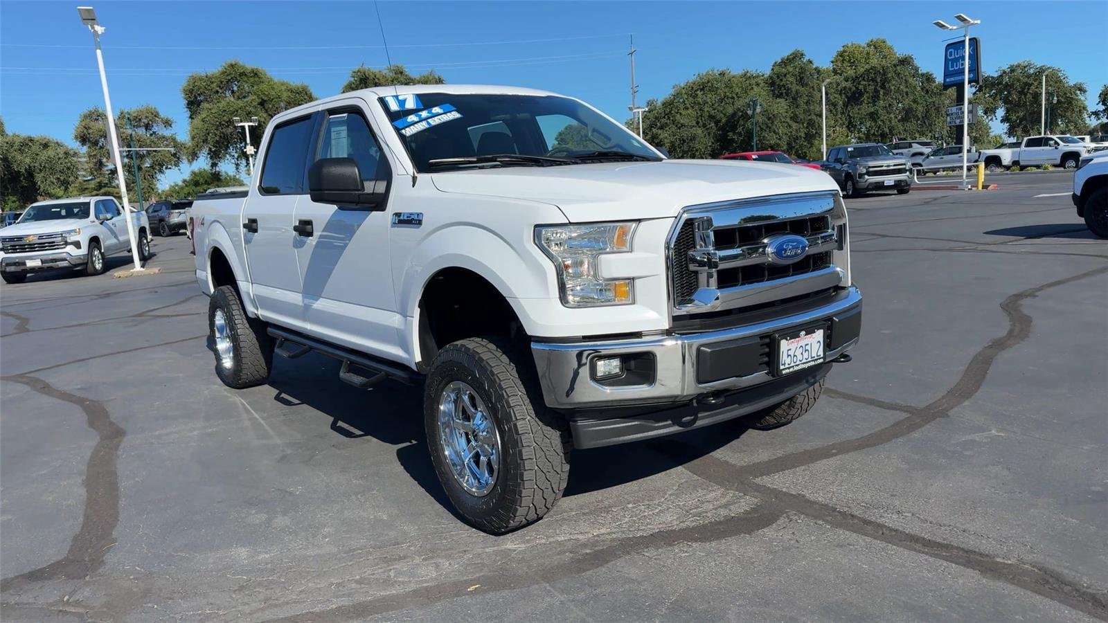 Used 2017 Gold Ford XLT image 5