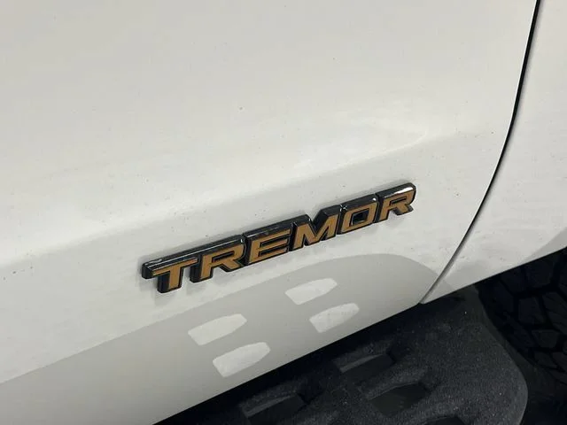 New 2027 Star White Metallic Tri-Coat Ford Tremor image 12
