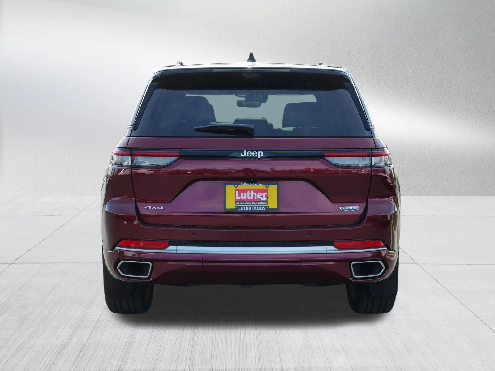 Used 2023 Velvet Red Pearlcoat Jeep Summit image 6