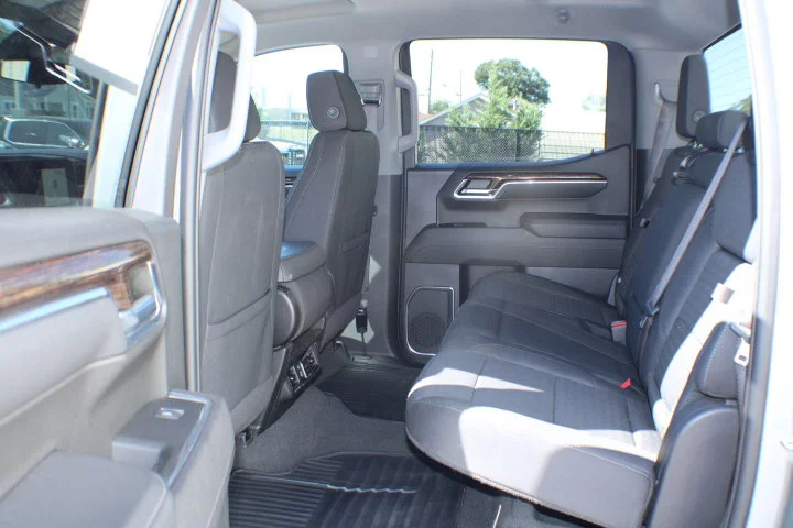 Certified Used 2023 STERLING METALLIC GMC Elevation image 18