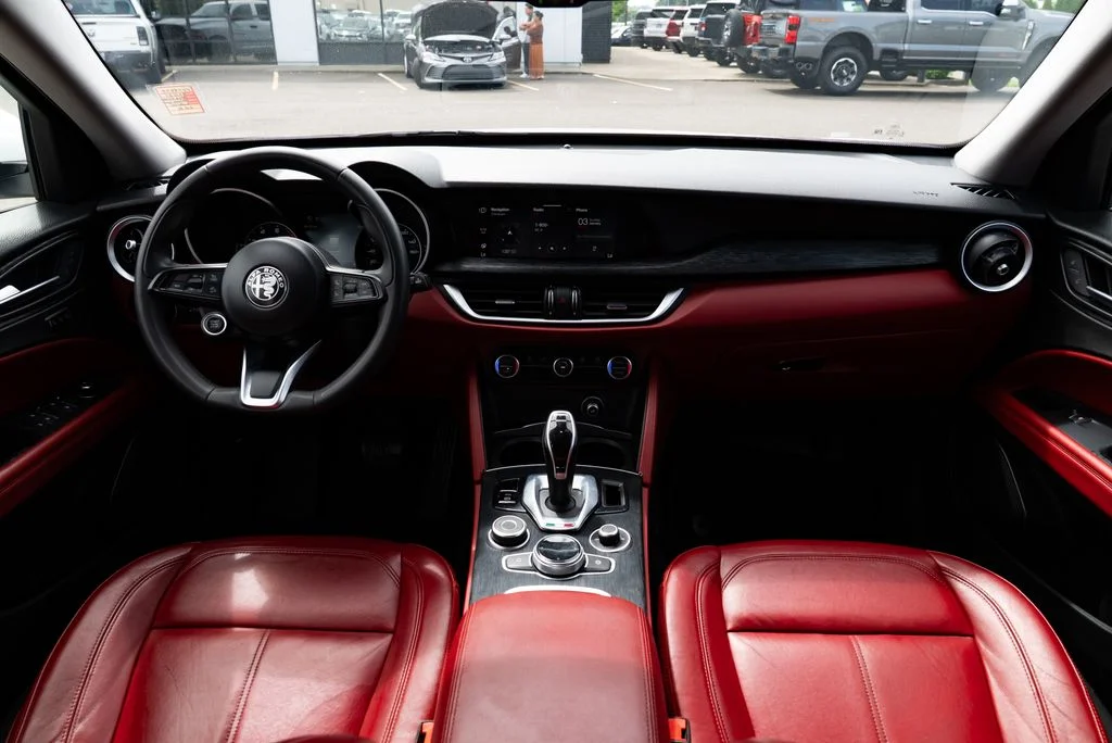 Used 2021 White Alfa Romeo Sprint image 8