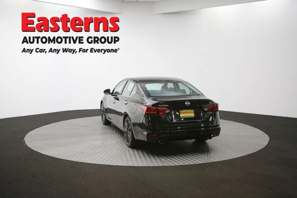 Used 2023 Black Nissan 2.5 SL image 65