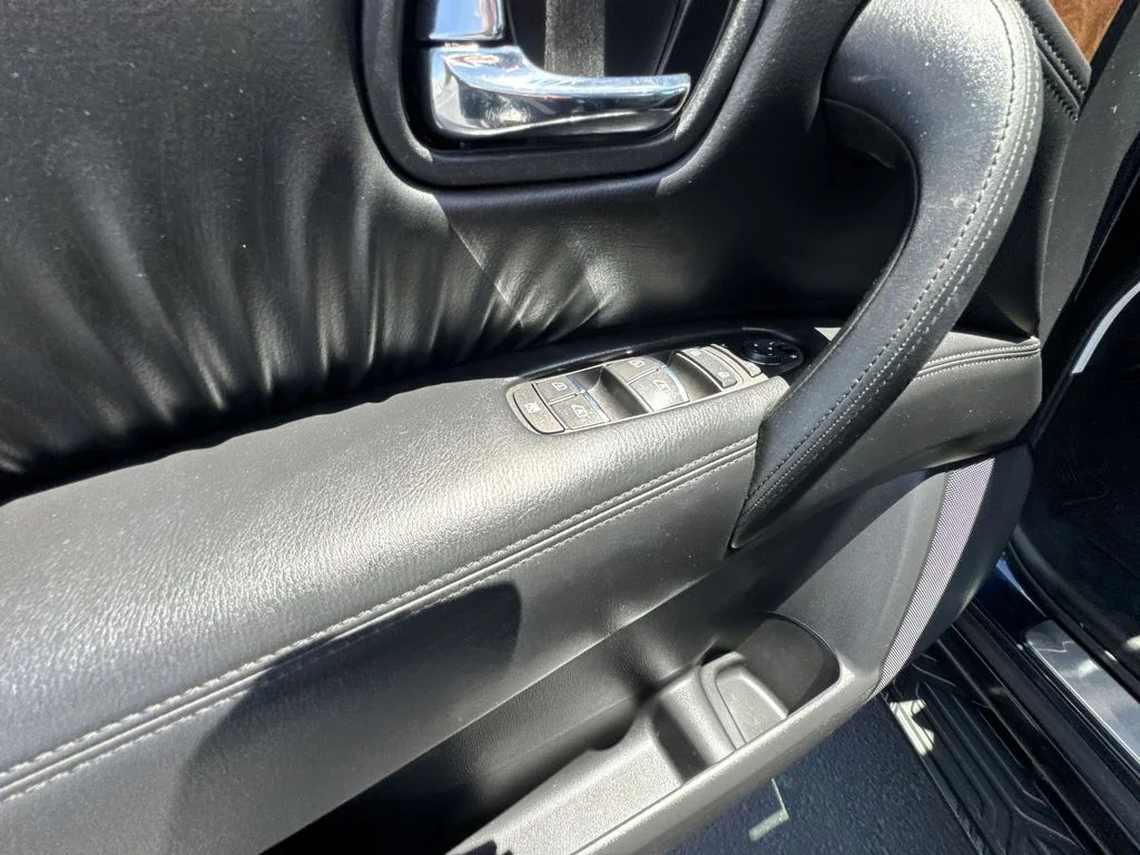 Used 2024 Blue Nissan SL image 24
