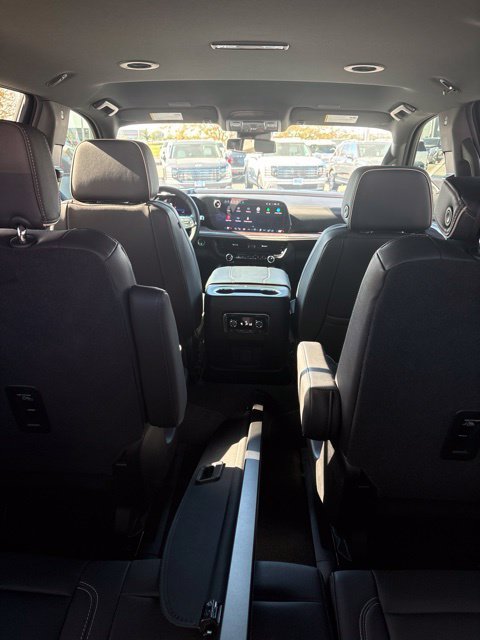 Used 2025 Black Chevrolet Premier image 26