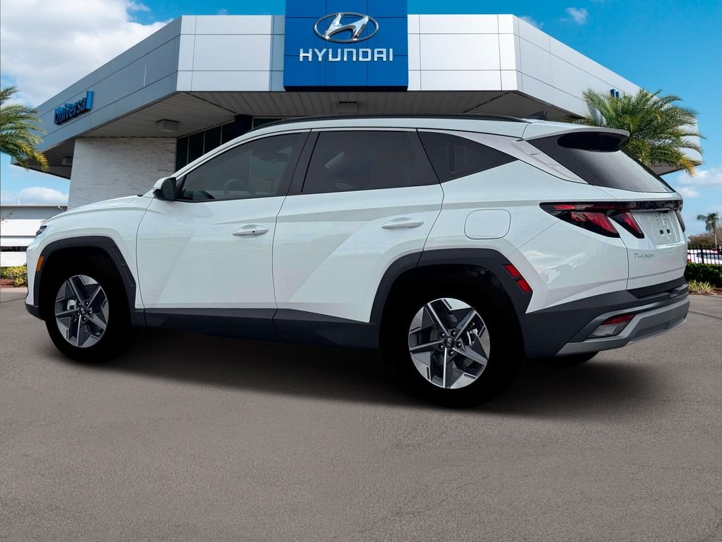 New 2026 White Hyundai SEL FWD image 24