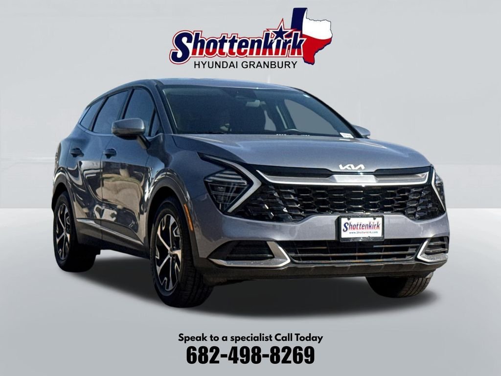 Used 2025 Silver Kia EX image 3