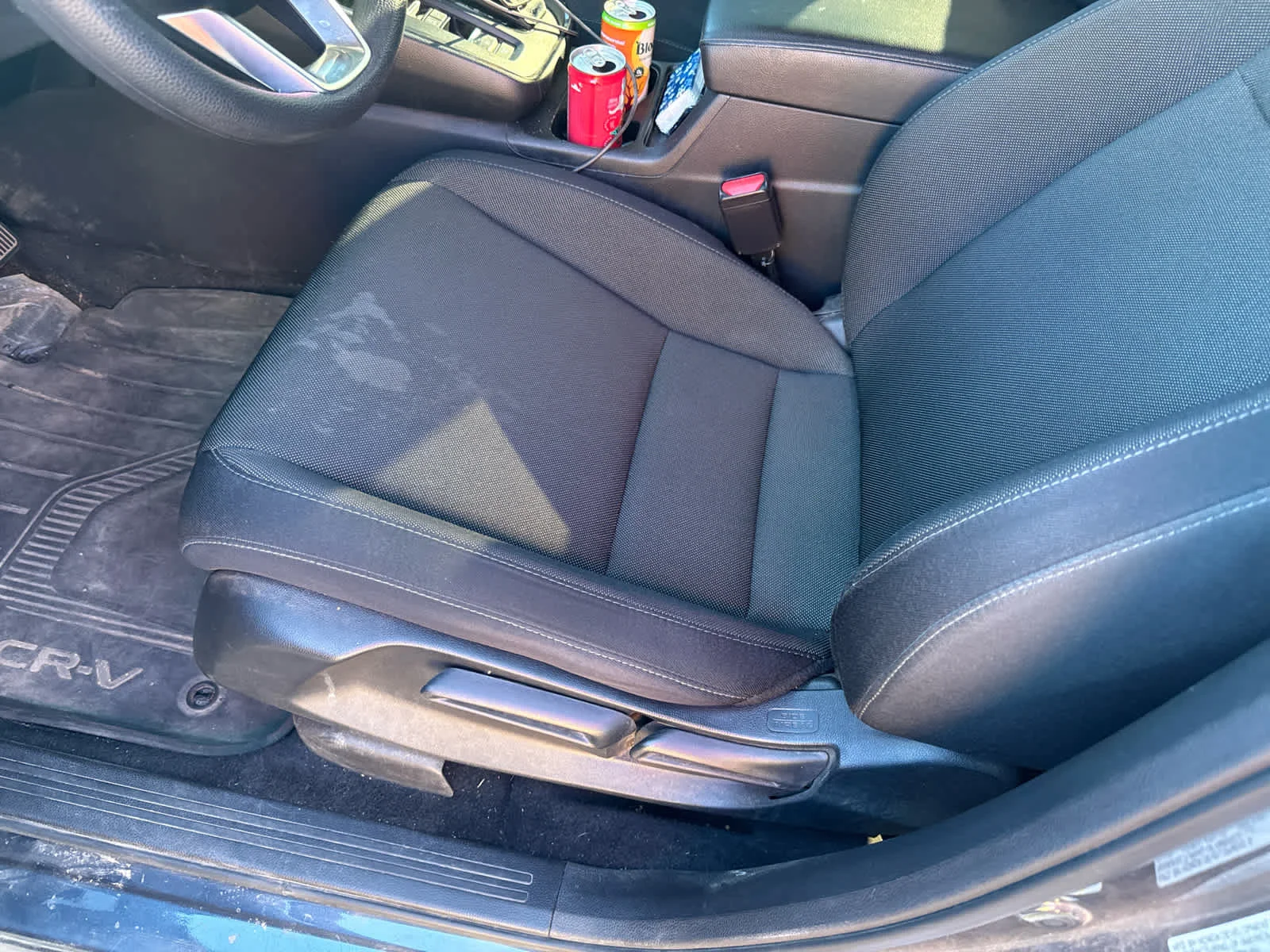 Used 2025 Meteorite Gray Metallic Honda LX image 9