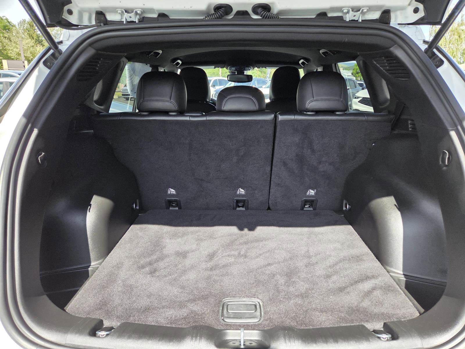 2025 Jeep Compass Latitude - Photo 17