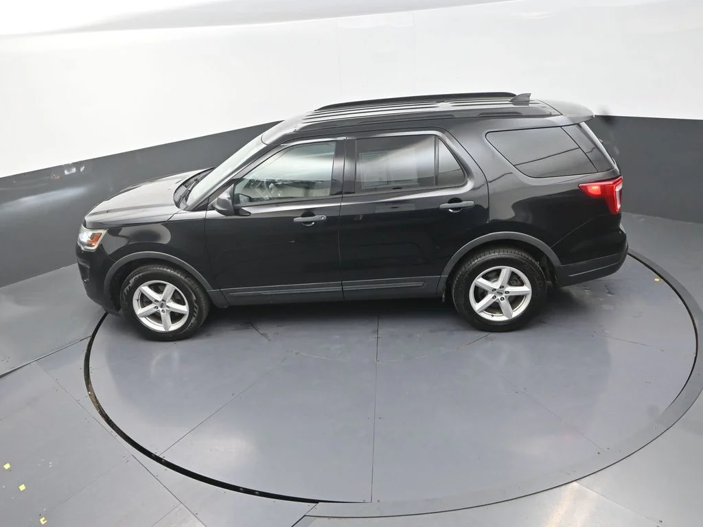 Used 2018 Black Ford Base image 18