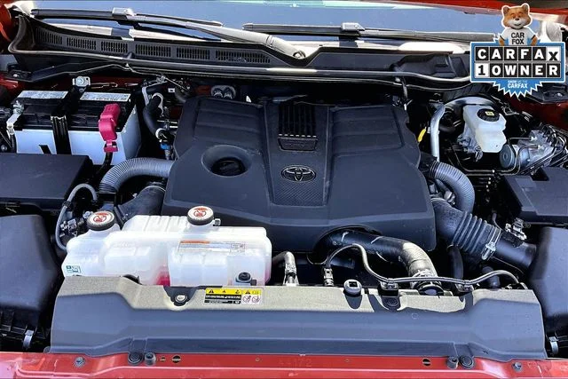 Used 2025  Toyota Limited image 10