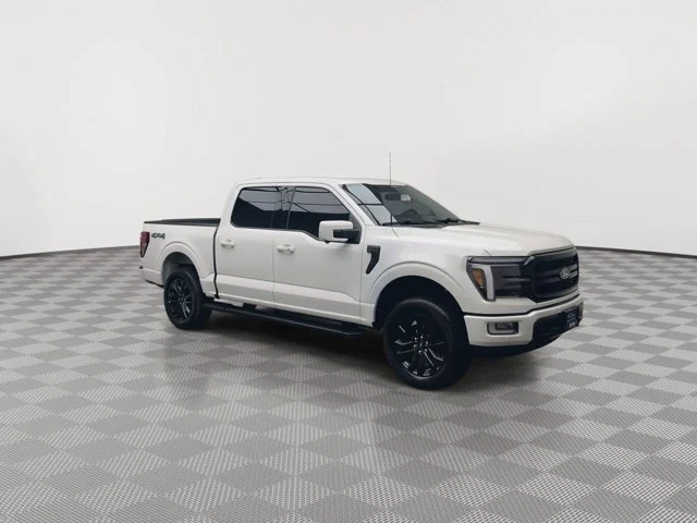 Used 2024 White Ford LARIAT image 39