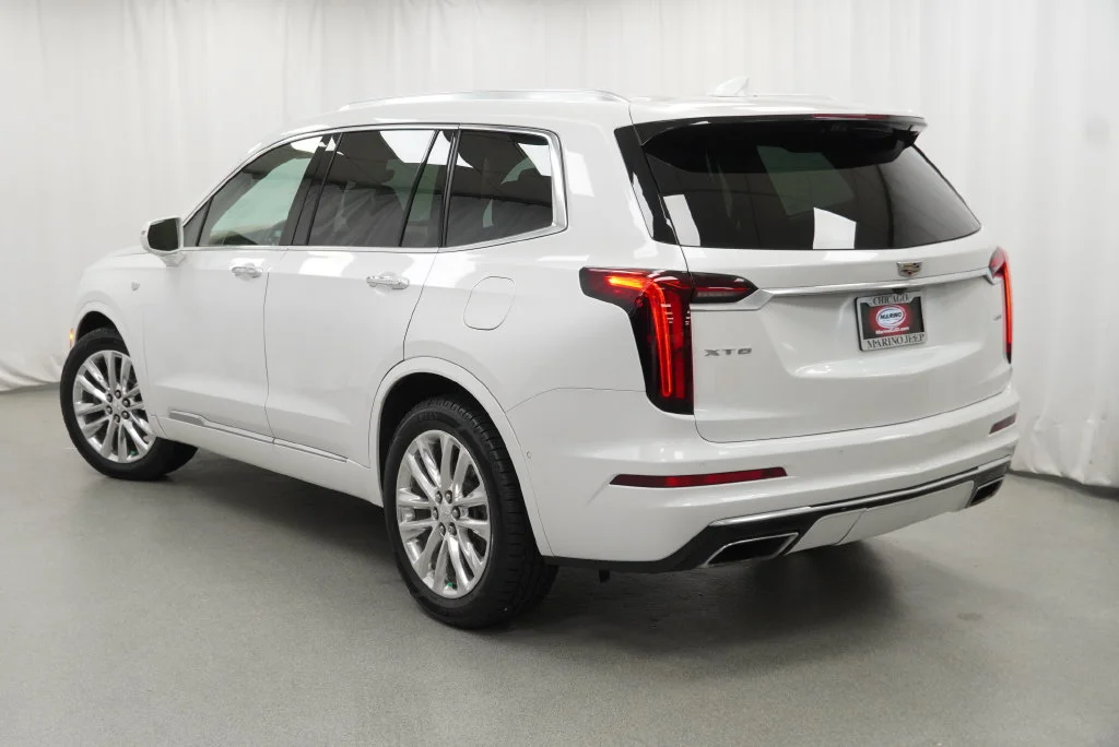 Used 2020 White Cadillac Premium Luxury image 18