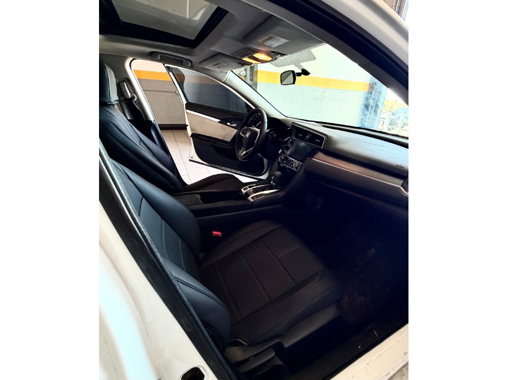 Used 2017 White Orchid Pearl Honda EX image 15