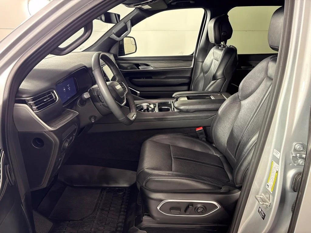 Used 2024 Silver Jeep Series II image 32