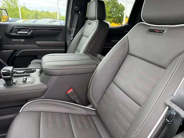 New 2026 White GMC AT4X image 20