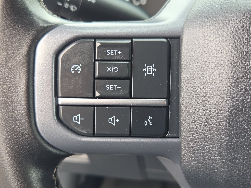 Used 2023  Ford XLT image 20