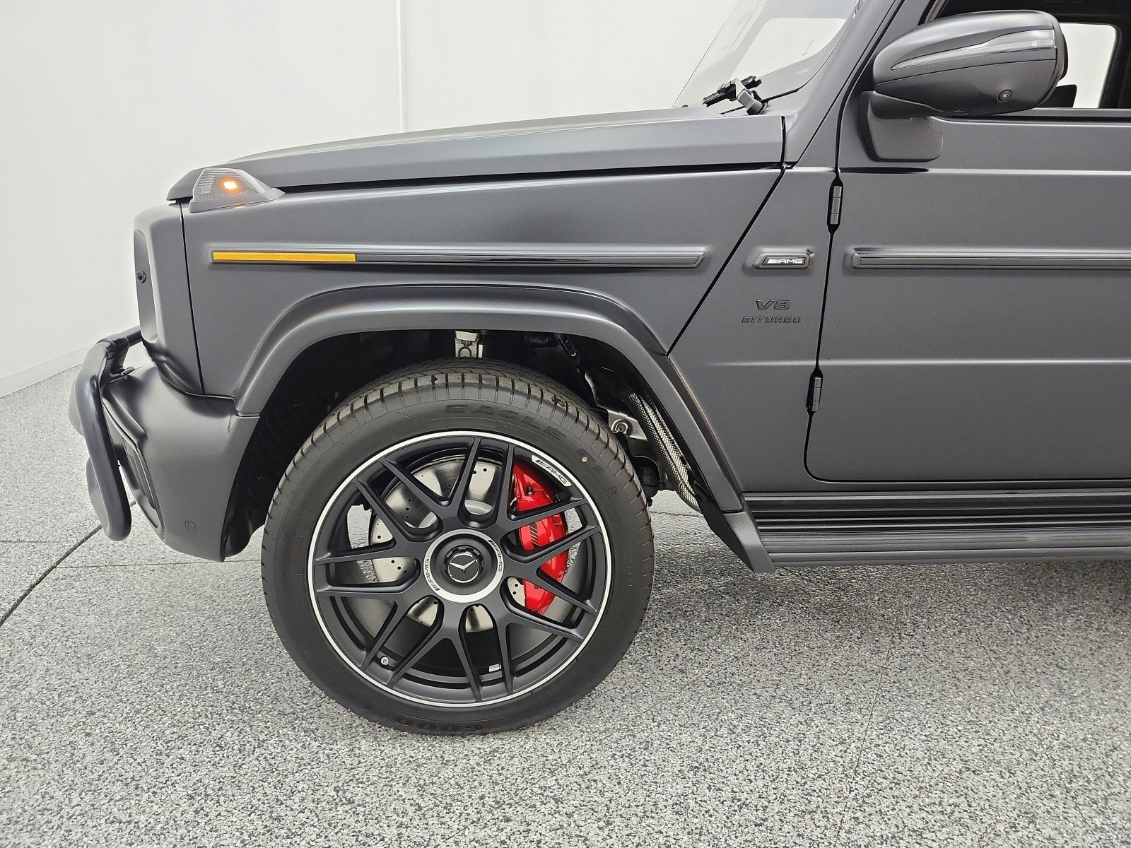 New 2027 MANUFAKTUR Night Black Magno Mercedes-Benz AMG® G 63 SUV image 13