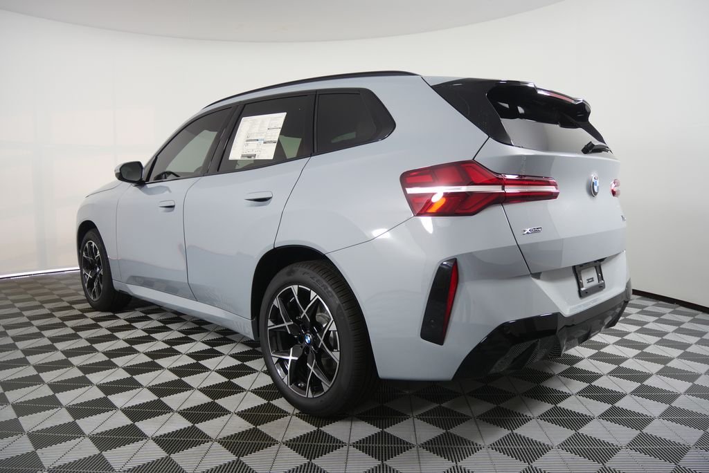 New 2026 Gray Metallic BMW 30 xDrive image 5