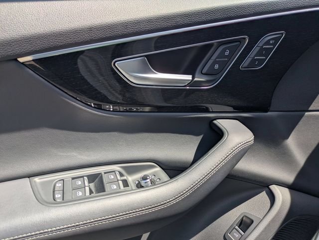2025 Audi Q7 Premium Plus - Photo 23