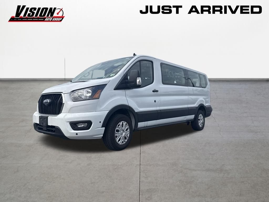 Used 2025 White Ford XLT image 1