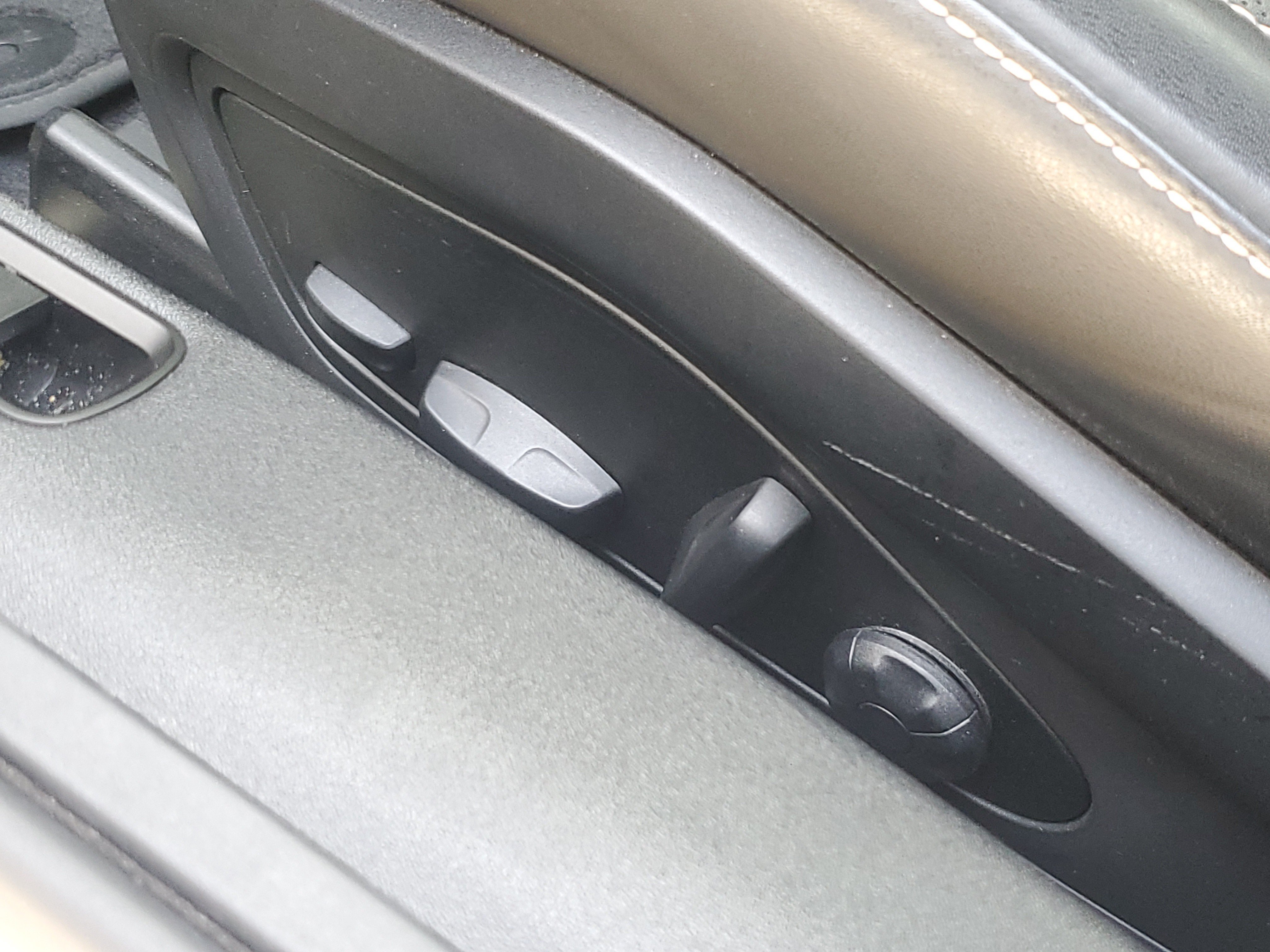 Used 2025 Arctic Grey Porsche Carrera image 17