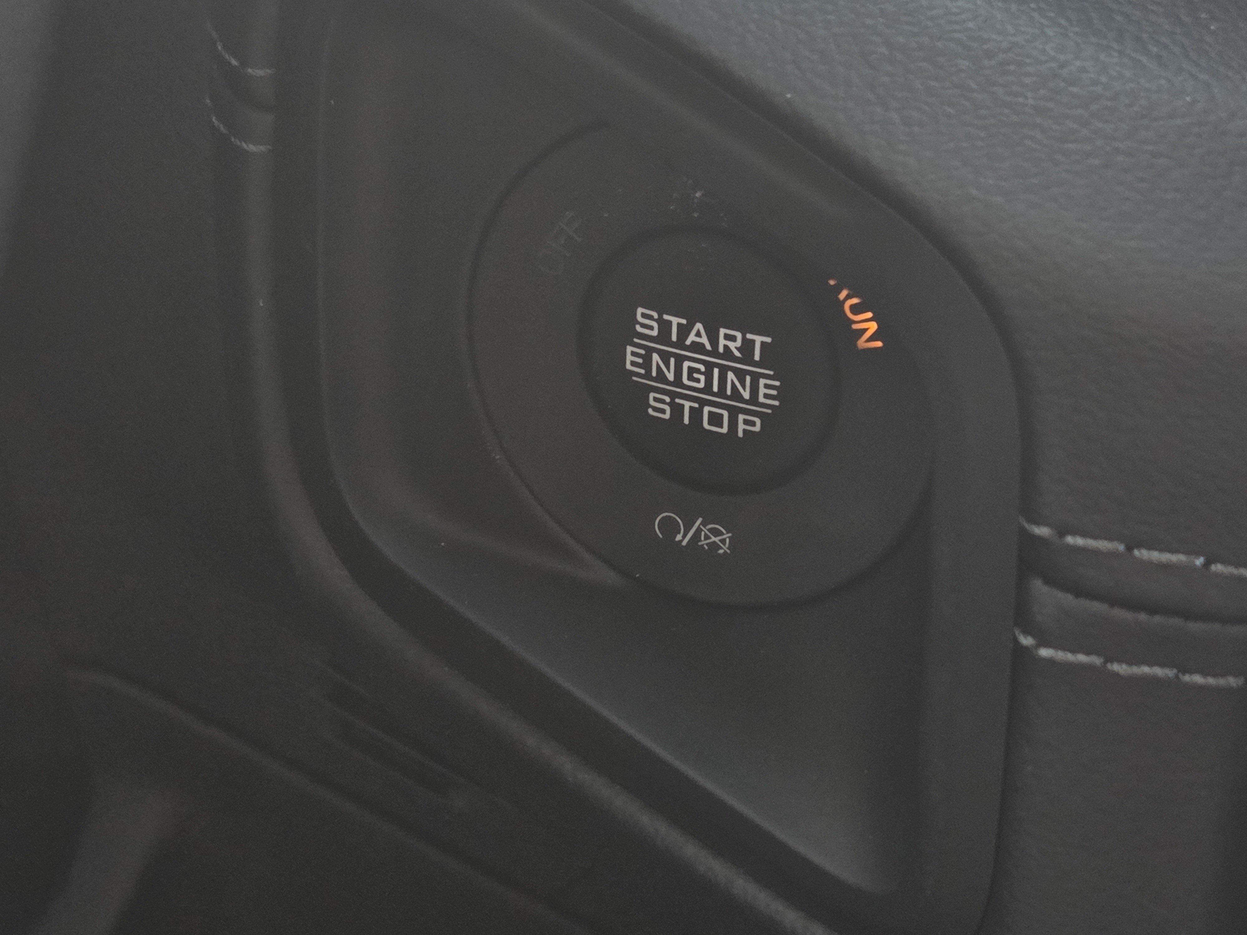 New 2026 Goldilocks Jeep Sahara image 11