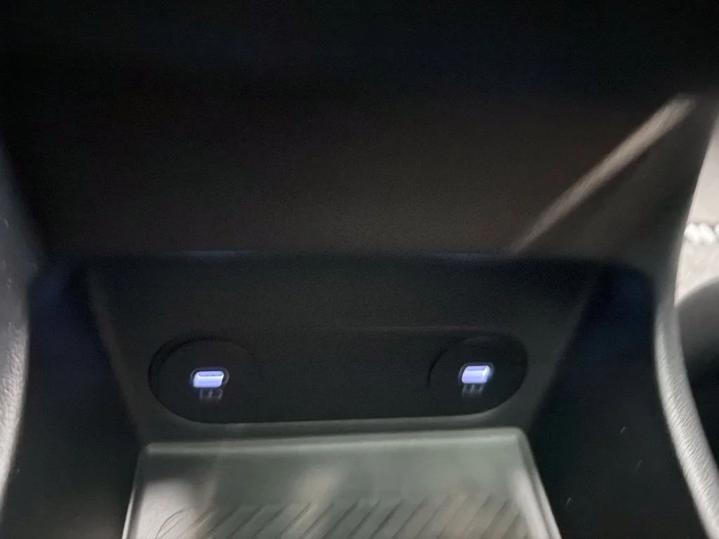 New 2027 Abyss Black Hyundai Limited image 37