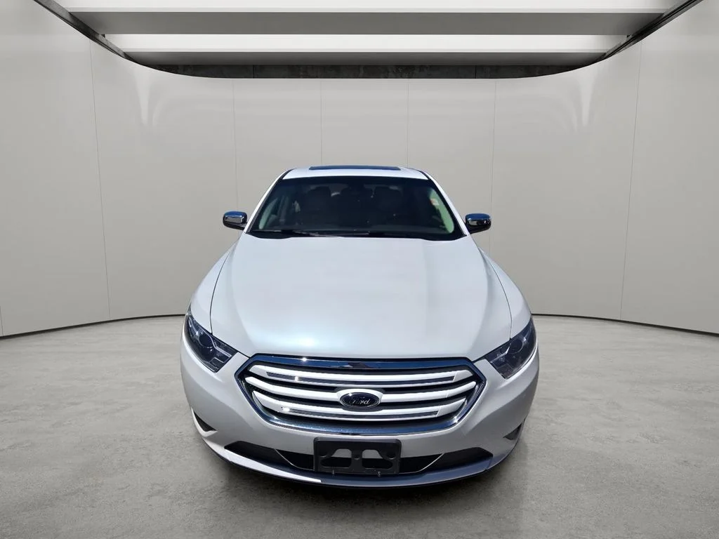 Used 2016 White Platinum Metallic Tri-Coat Ford Limited image 16