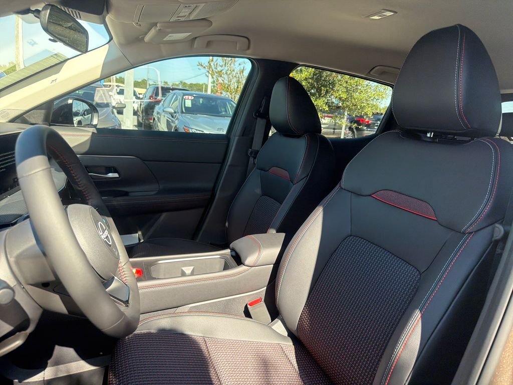 New 2026 Nissan Kicks SR 4D Sport Utility