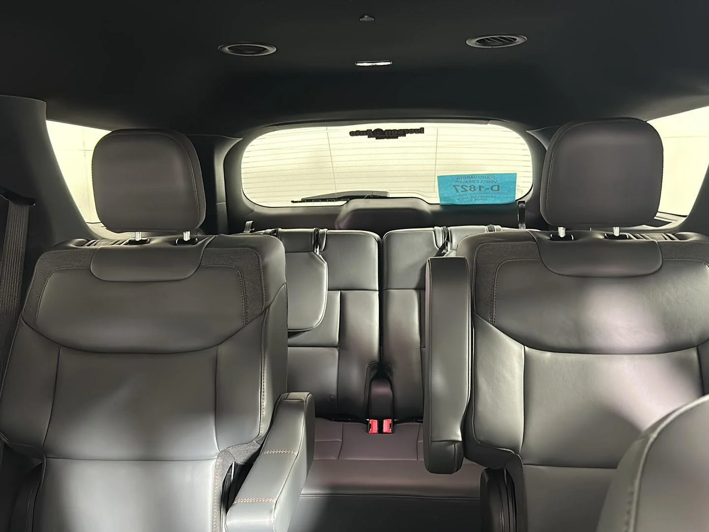 New 2027 Avalanche Gray Ford Active image 22