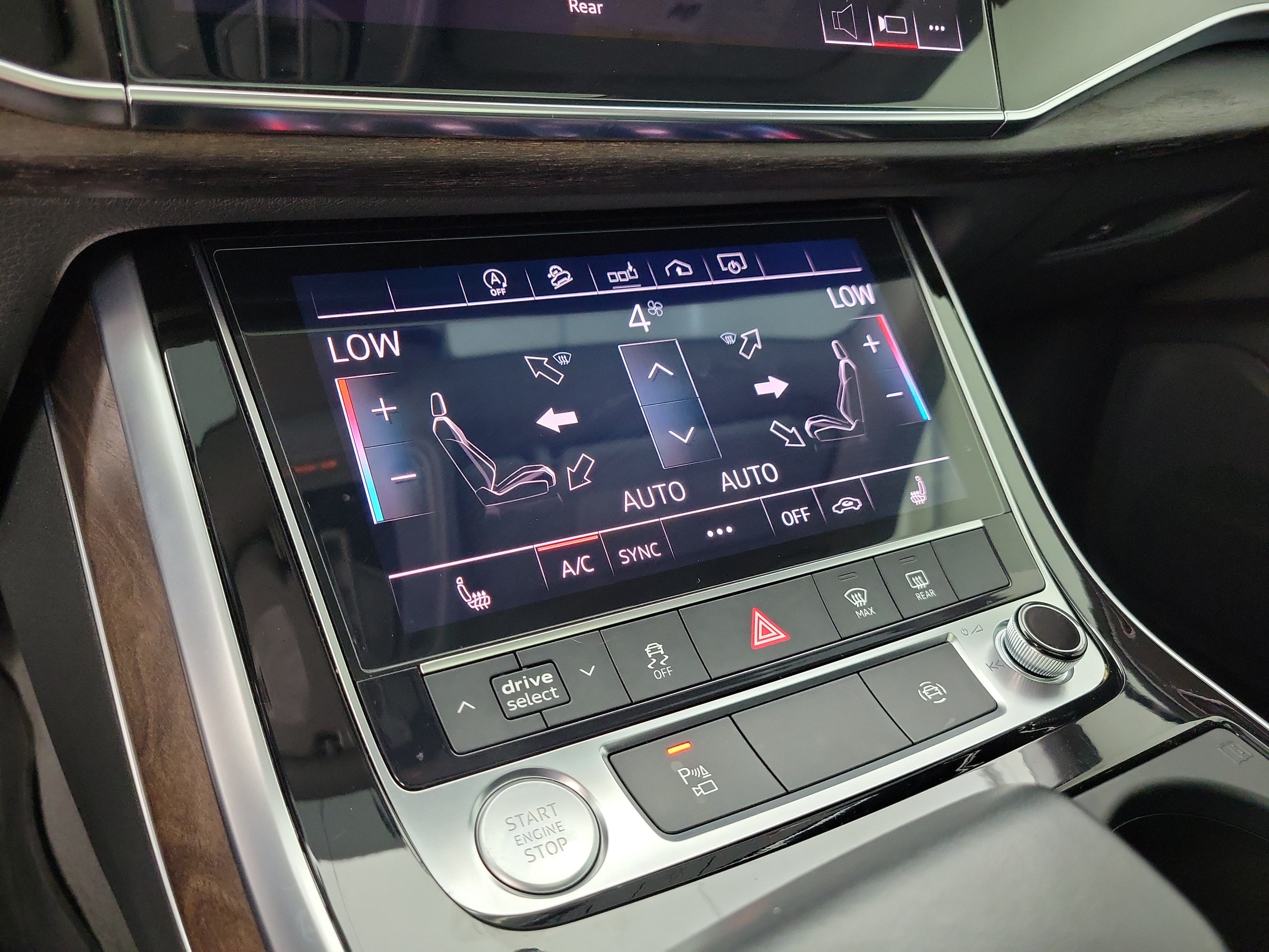 Used 2019 Gray Metallic Audi 3.0T Premium image 28