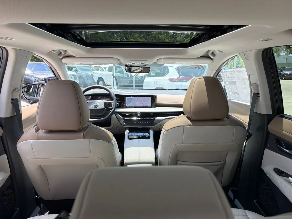 New 2026 Super Black Nissan Platinum image 35