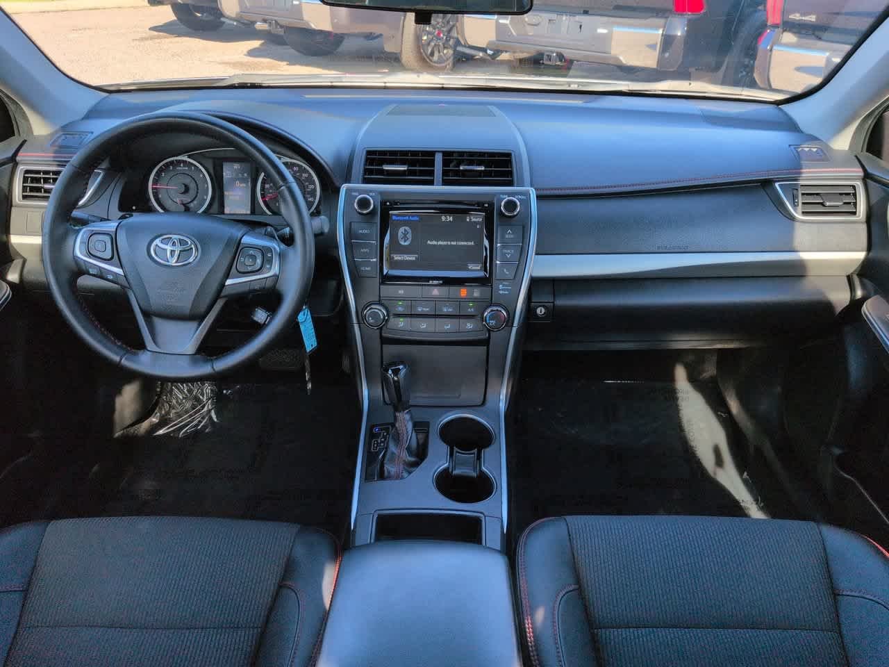 Used 2016 Creme Brulee Mica Toyota SE image 14