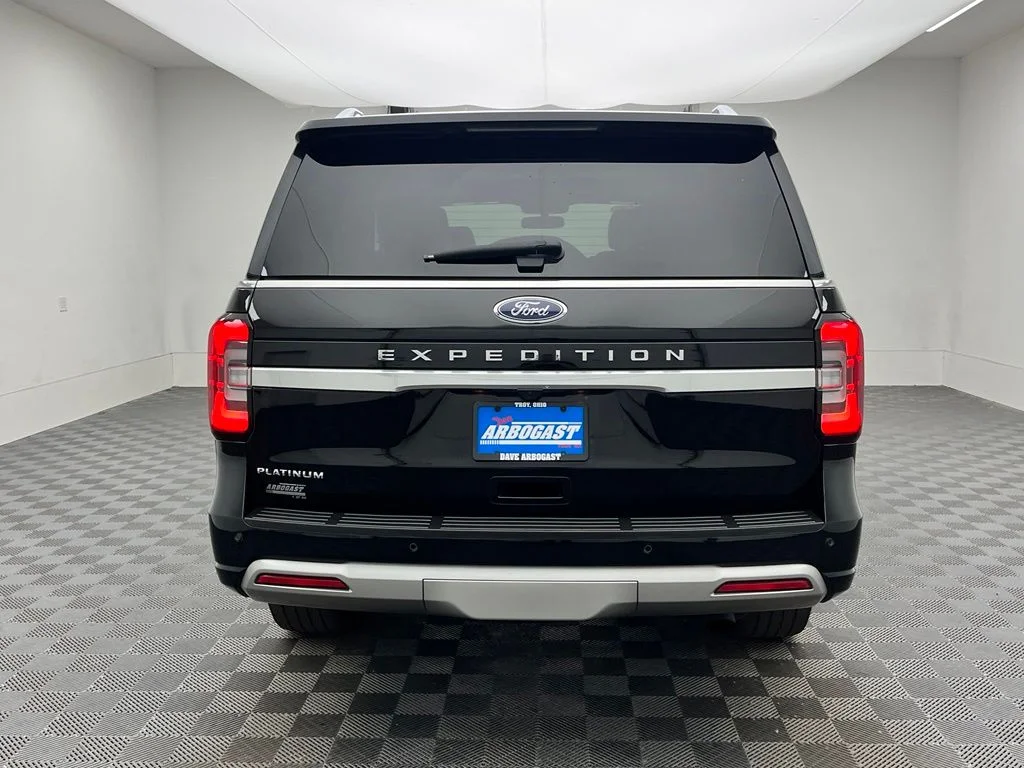 Used 2022 Black Ford Platinum image 10