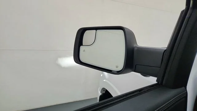 New 2026 Bright White Clear-Coat Exterior Paint RAM Laramie image 22