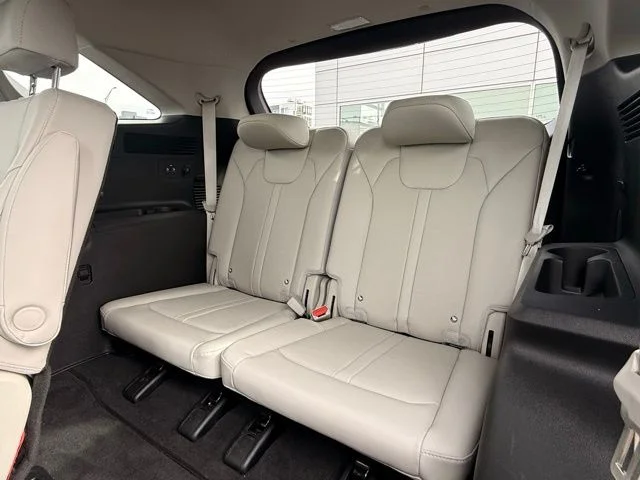 2025 Kia Sorento X-Line SX - Photo 19