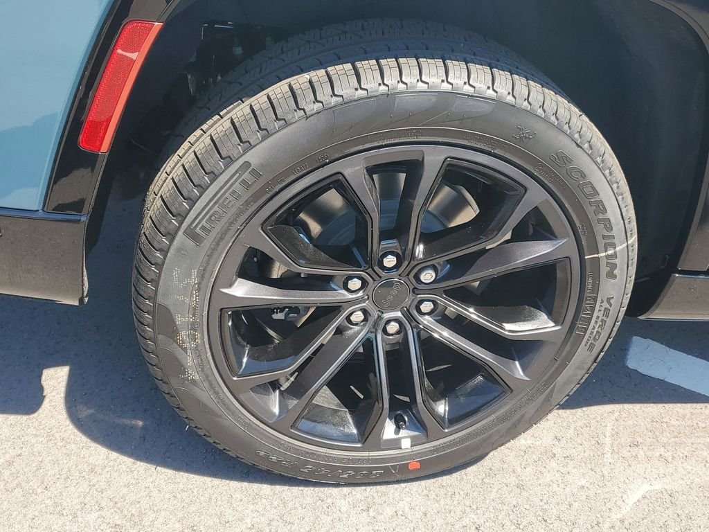New 2026 Steel Blue Exterior Paint Jeep Summit Obsidian image 4