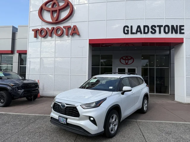 2022 Toyota Highlander Hybrid LE