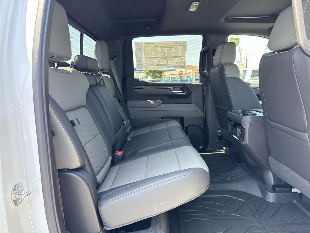 2026 Chevrolet Silverado 1500 ZR2 - Photo 31