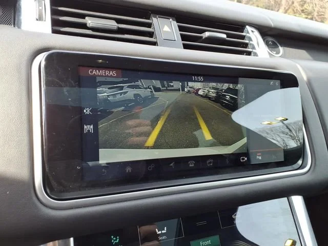 Used 2018  Land Rover HSE Dynamic image 20